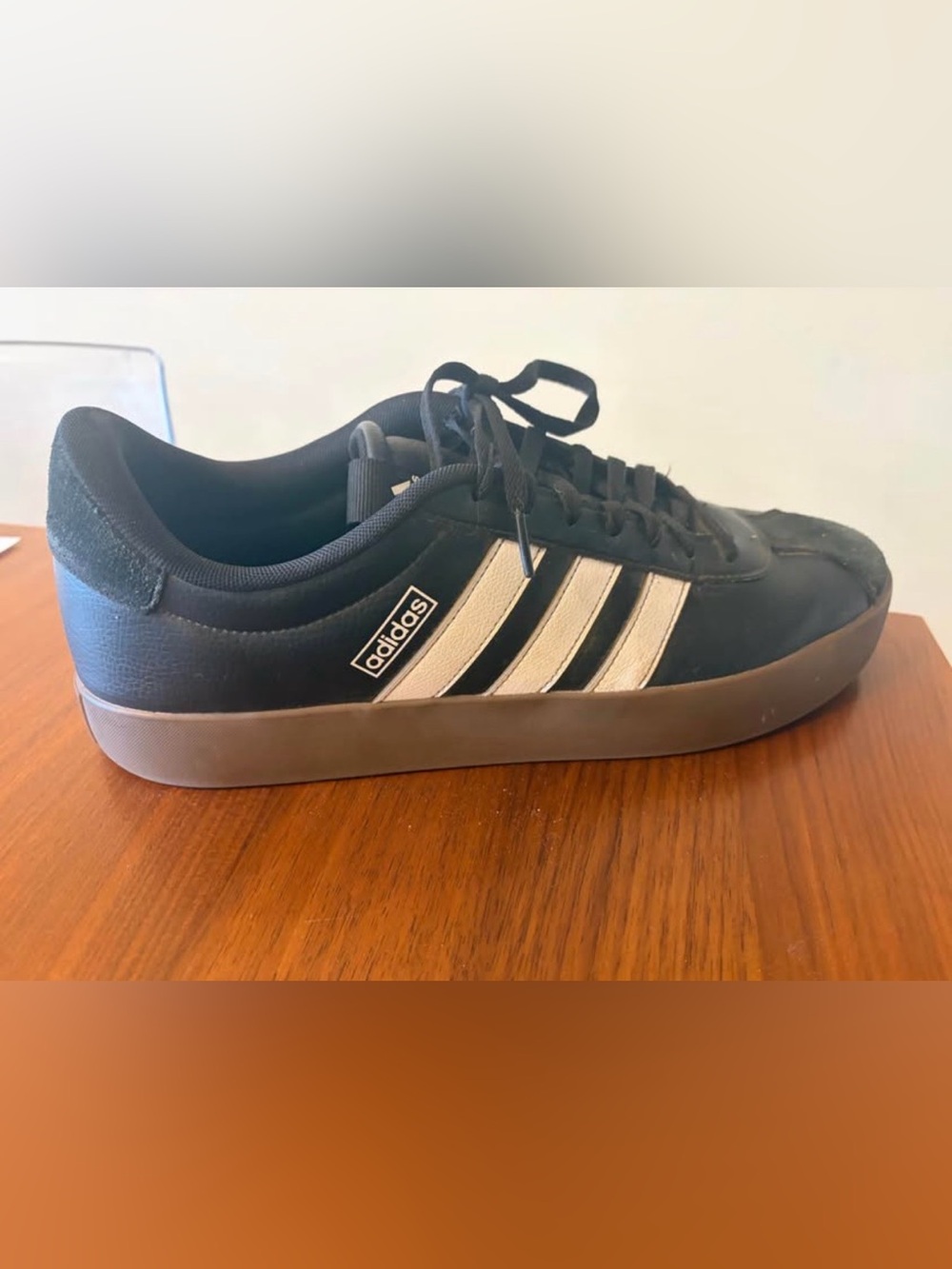 Men’s Adidas BL Court 3.0 size 13